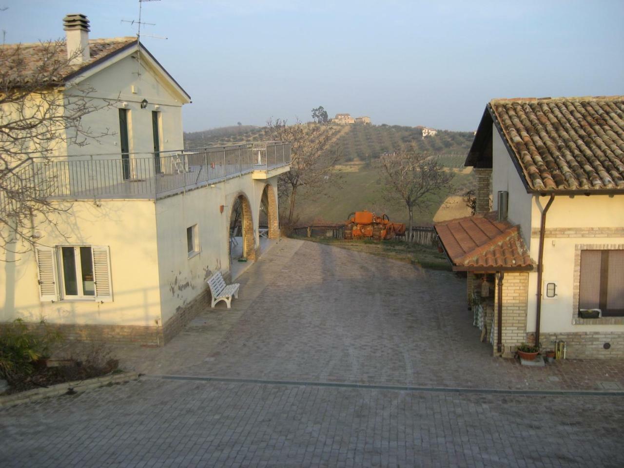 Agriturismo Torre Mannella - La Loggia Citta Sant'Angelo Exterior photo